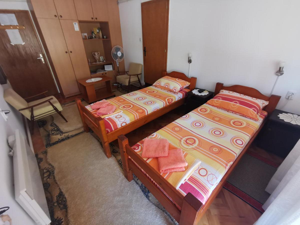 Apartments Domacinstvo Nikolic Valjevo Extérieur photo